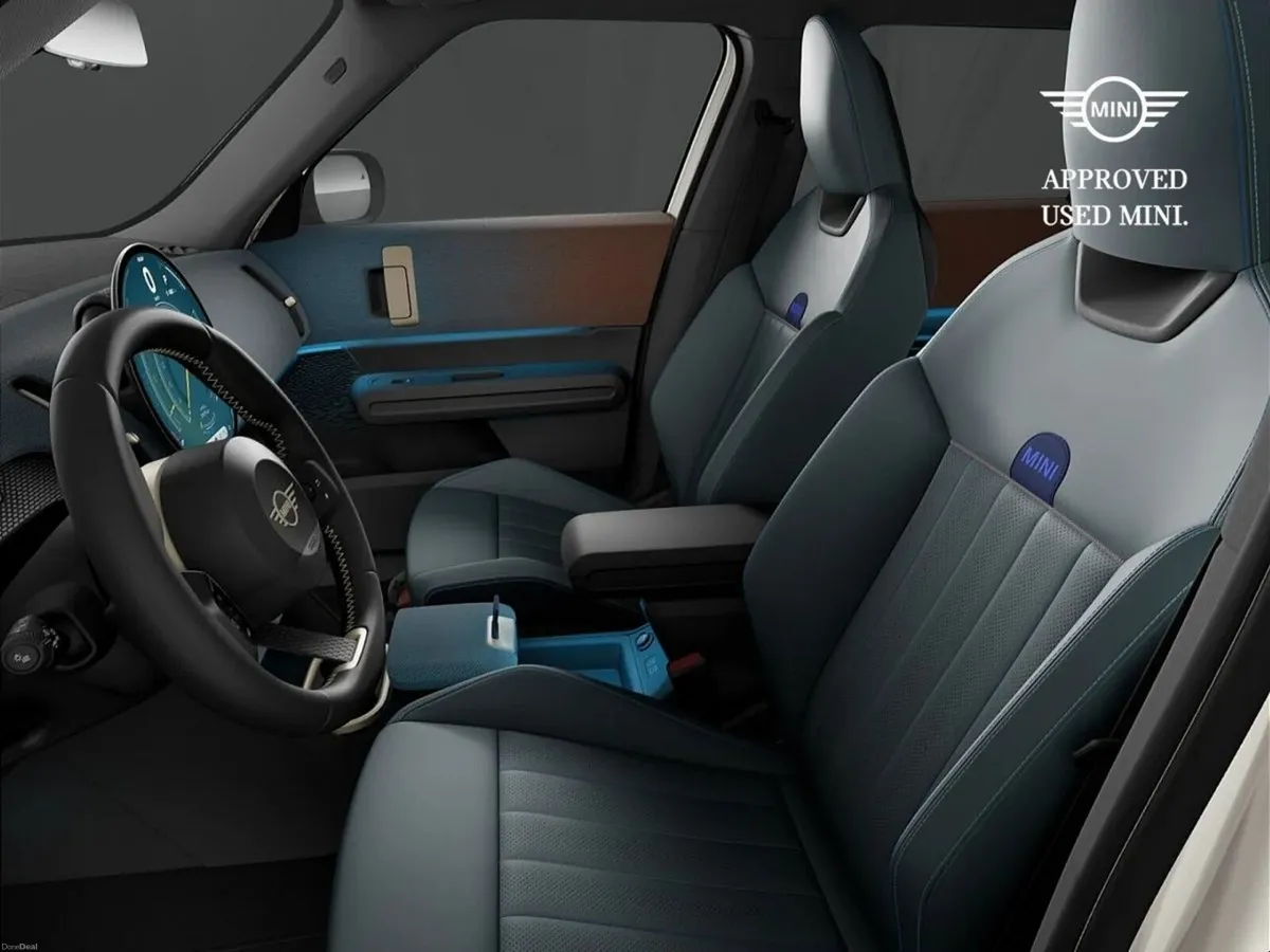 Mini Countryman C Exclusive Level 1 - Image 3