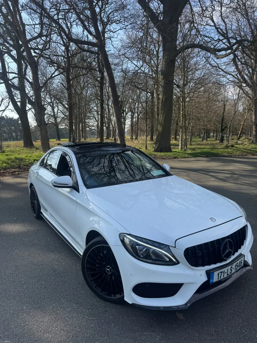 Mercedes-Benz C-Class AMG Premium Plus 4Matic - Image 3