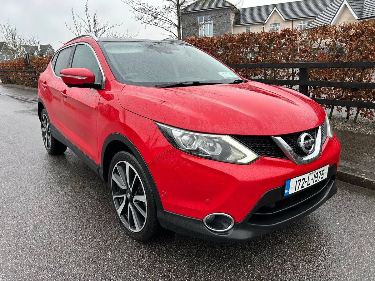 Nissan Qashqai 2017 NCT 07/27 - Image 1