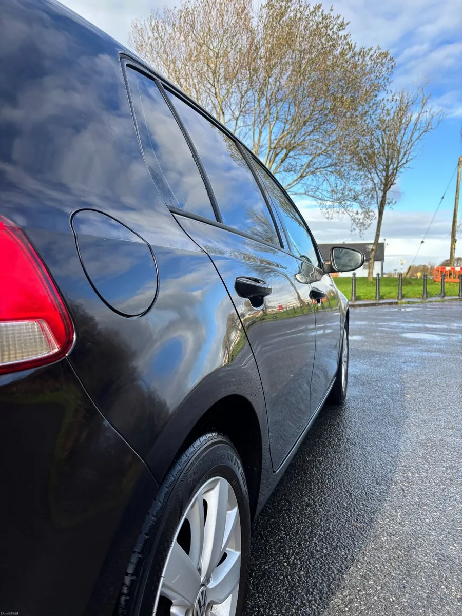 Volkswagen Golf 2011 - Image 4