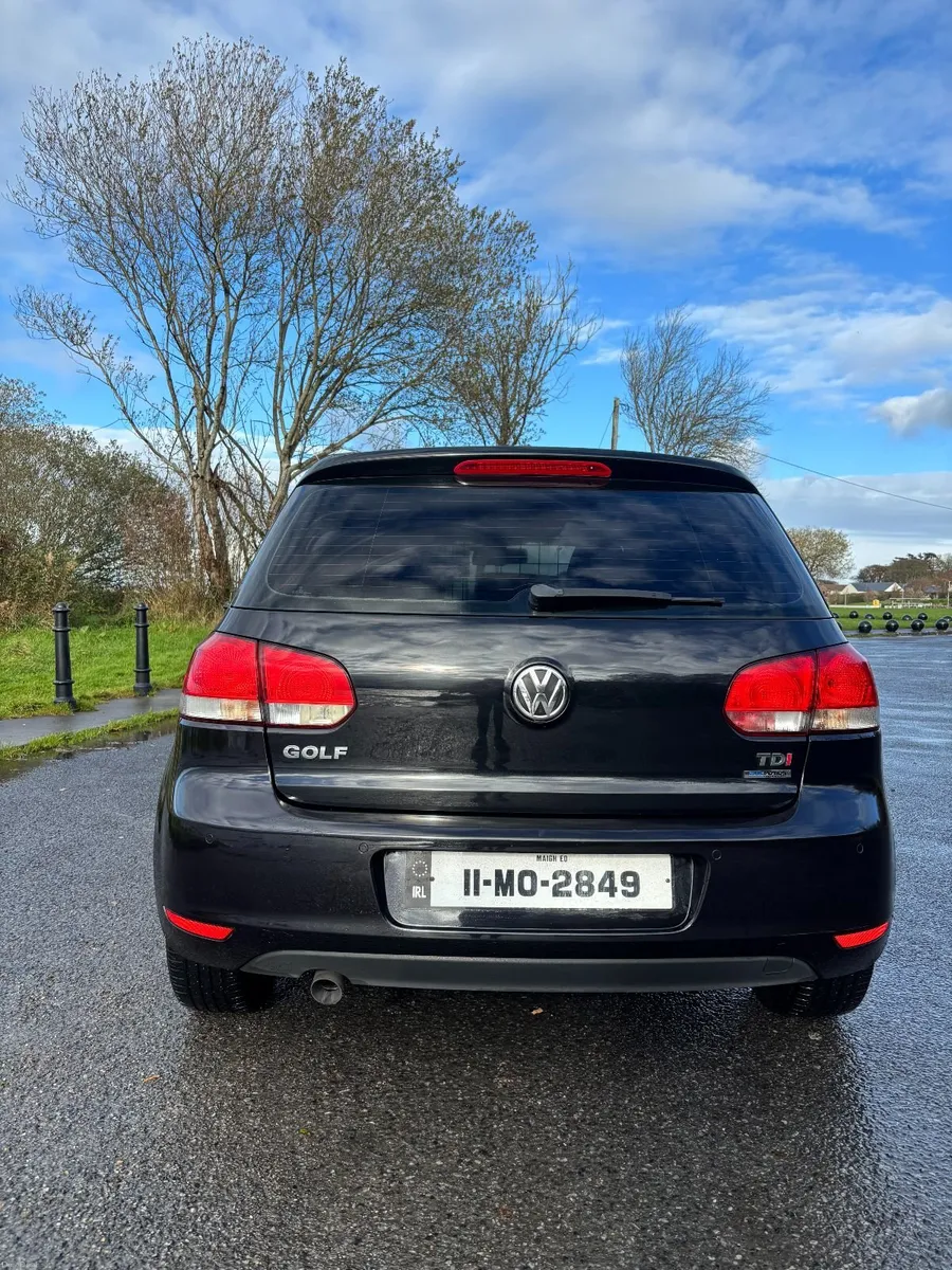 Volkswagen Golf 2011 - Image 3