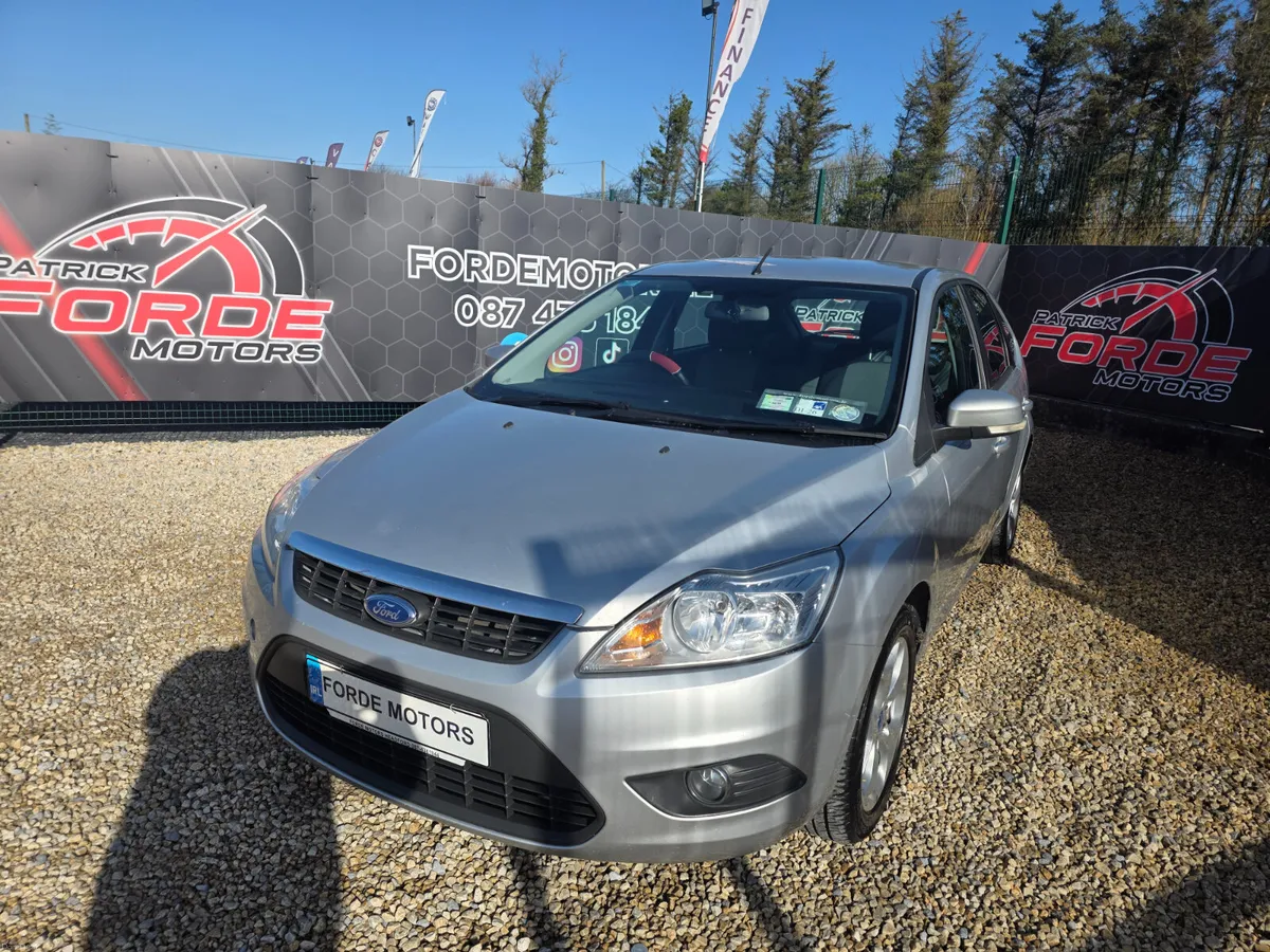 Ford Focus 2011 - Image 2