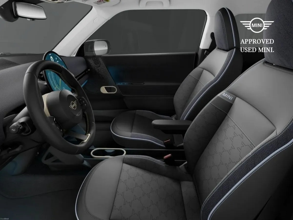Mini Cooper Cooper SE Classic Level 1 - Image 3