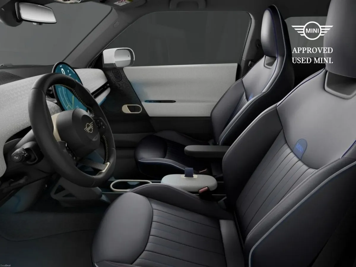 Mini Cooper Cooper SE Exclusive Level 1 - Image 3
