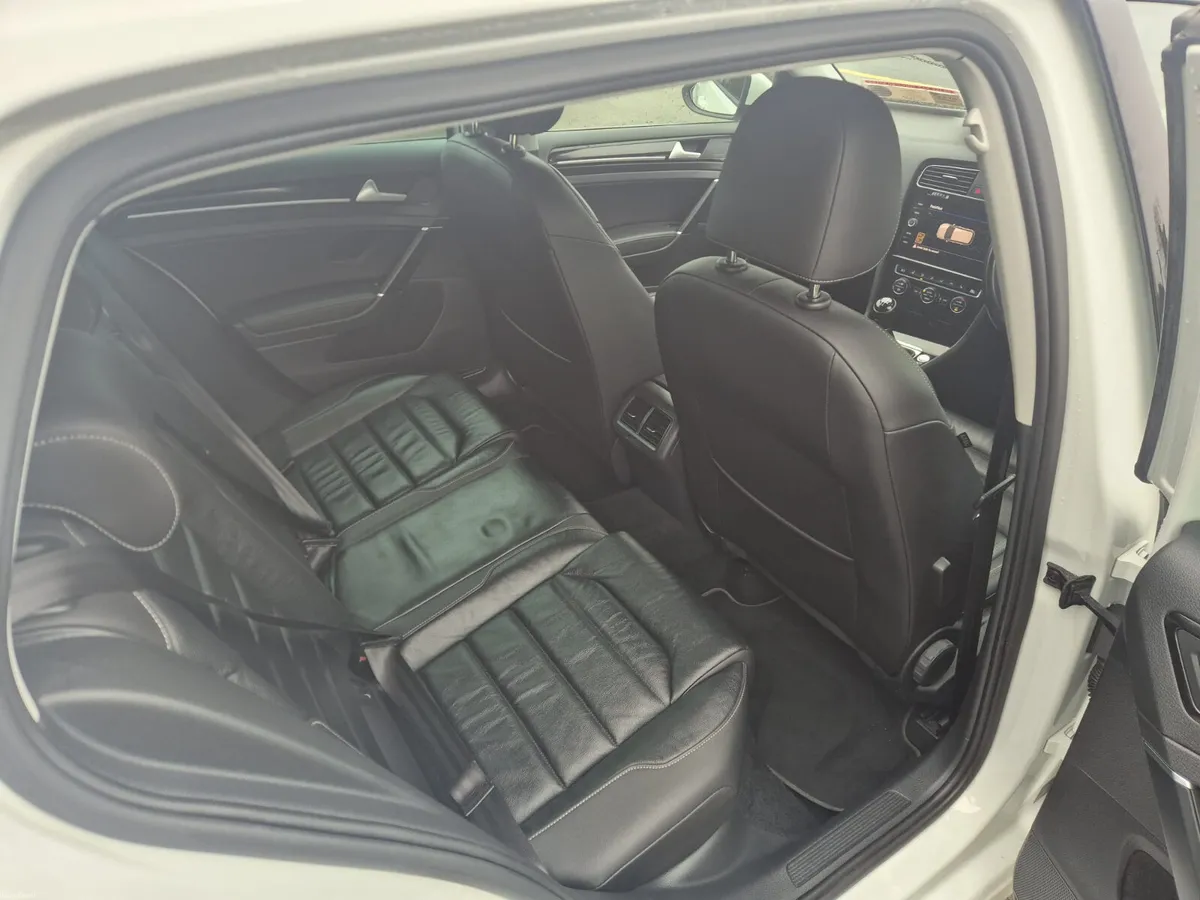 2020 VOLKSWAGEN GOLF 1.6TDI MANUAL DIESEL - Image 2