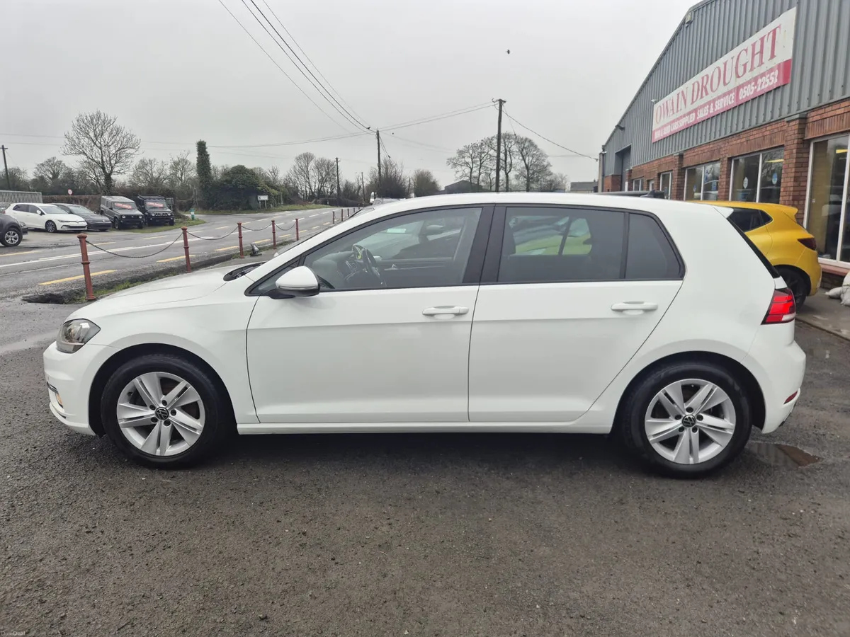 2020 VOLKSWAGEN GOLF 1.6TDI MANUAL DIESEL - Image 4