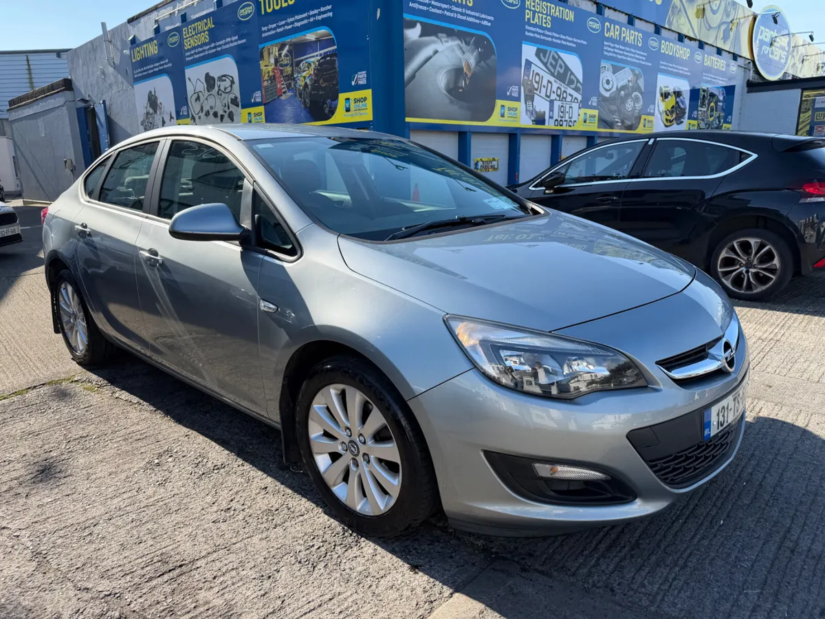 Opel Astra 2013 Low Mileage - Image 4