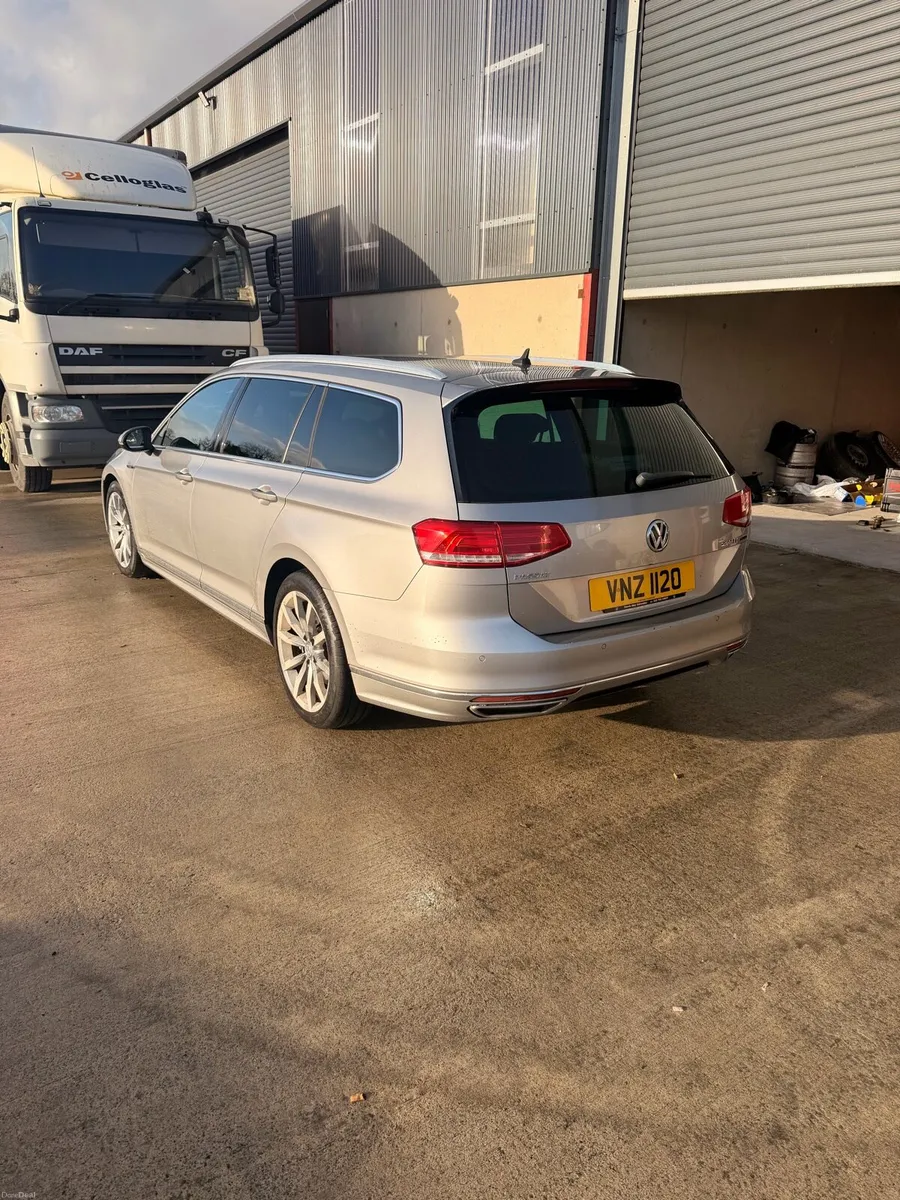 2015 Passat estate Rline 4wd - Image 2