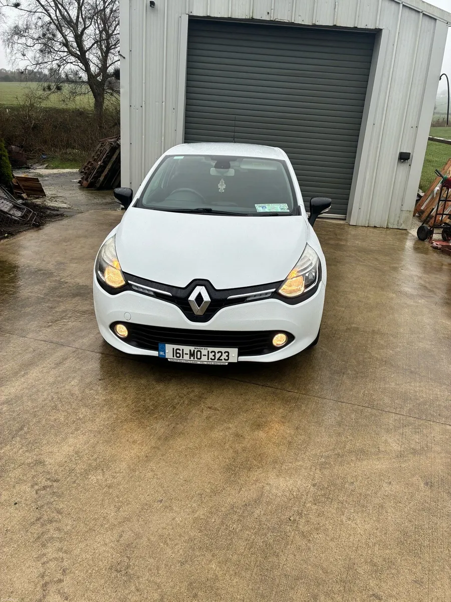 161 Renault Clio 1.1L Petrol Dynamique Nav - Image 2