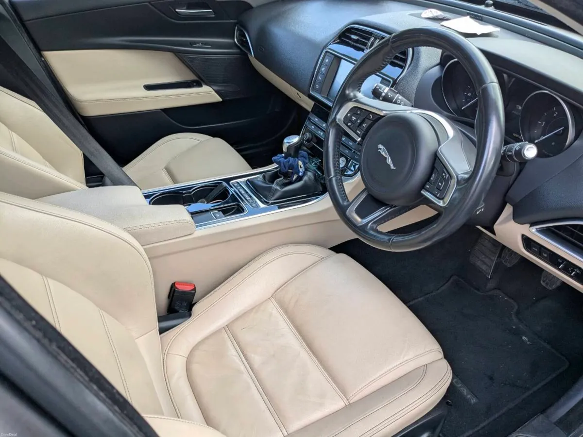 Jaguar XE 2018 Model - Image 3