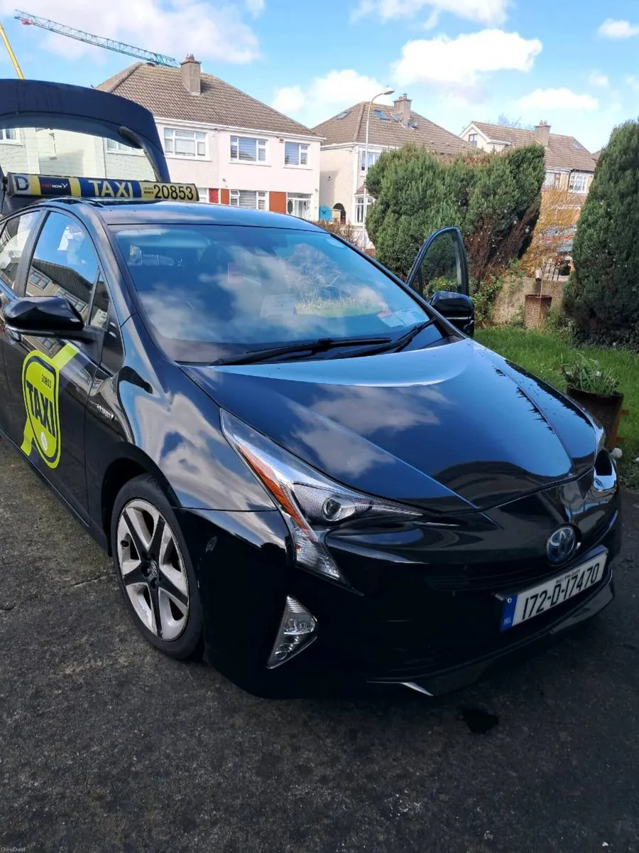 taxi   car +plate - Image 2