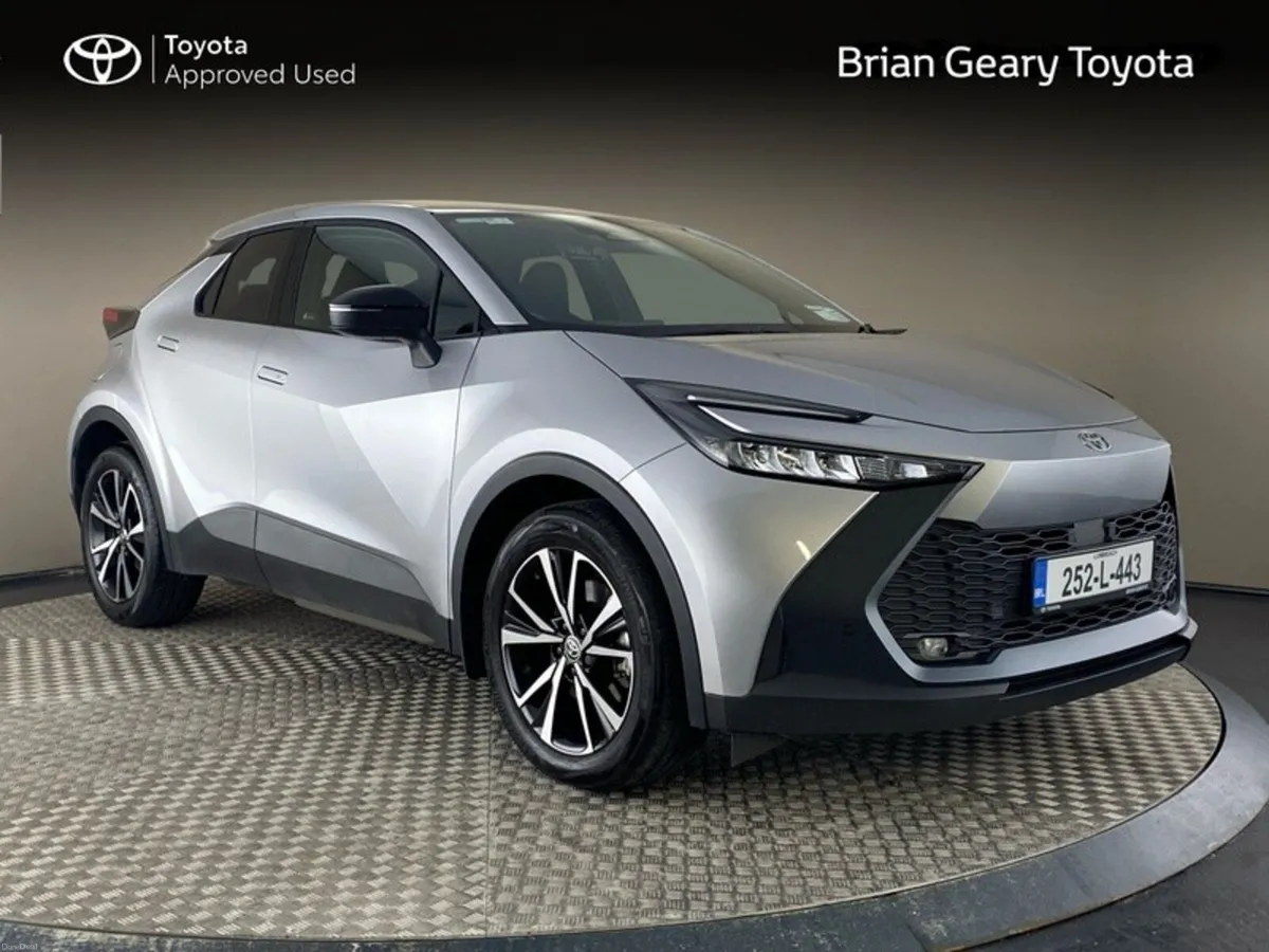 Toyota C-HR Plug in Hybrid Sport - Image 1
