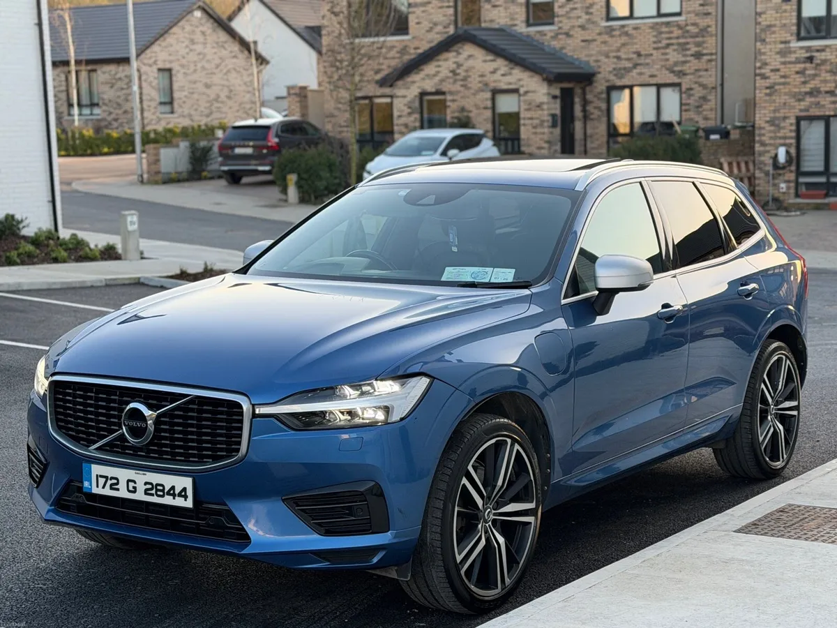 Blue Volvo XC60 2.0 T8 R-Design Pro Hybrid - Image 3