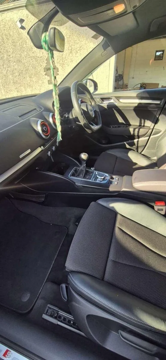 AUDI A3 SALOON 1.6TDI - Image 4