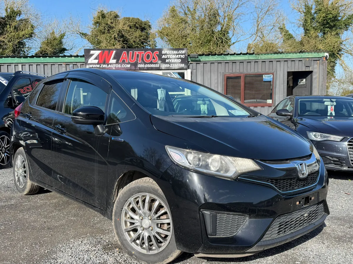 15 HONDA FIT HYBRID CAMERA - Image 1