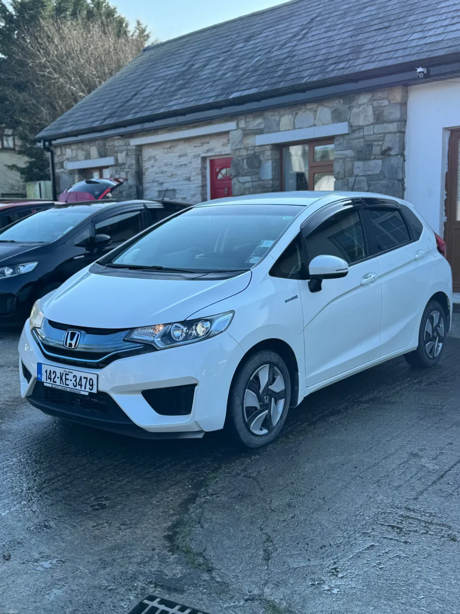 Honda Fit HYBRID 2014 45000KM 2 Keys Finance Avail - Image 3