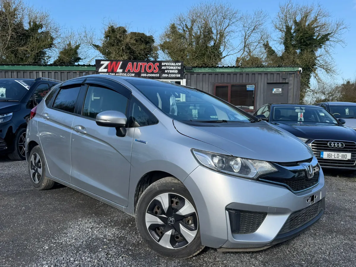 17HONDA FIT HALF LEATHER SEATS - Image 2