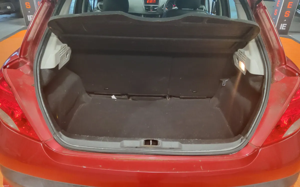 Peugeot 207 2011 - Image 4