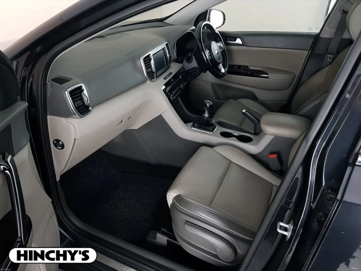 Kia Sportage 1.7 PLATINUM - Image 3