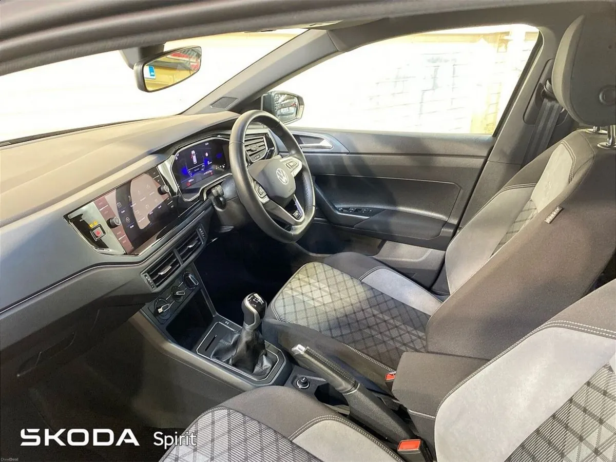 Volkswagen Polo R-Line 1.0 TSI 95bhp - Image 4