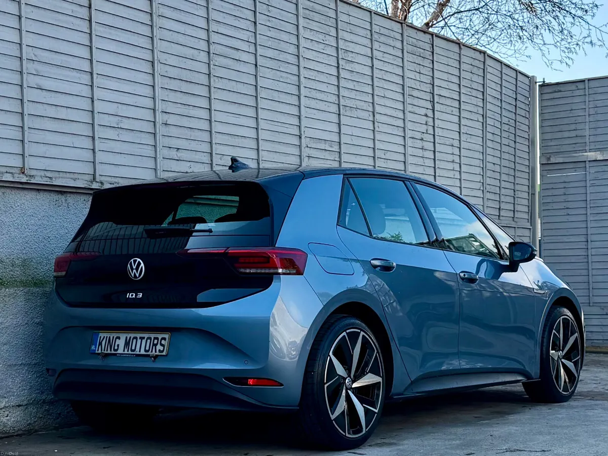 VOLKSWAGEN ID.3 2023 LIFE PRO PERFORMANCE / 58 KWH - Image 3
