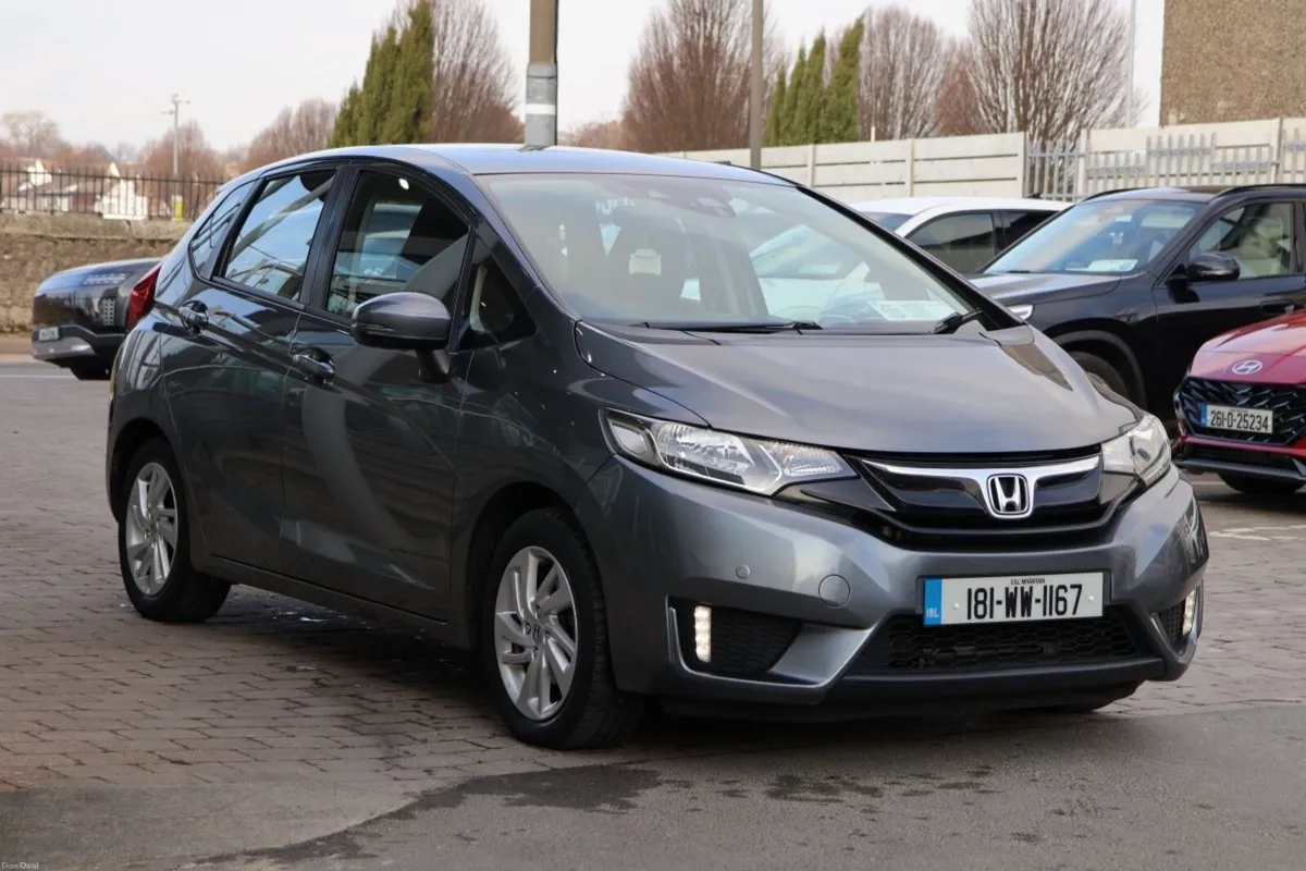 Honda Jazz 1.3 i-VTEC ES - Image 3