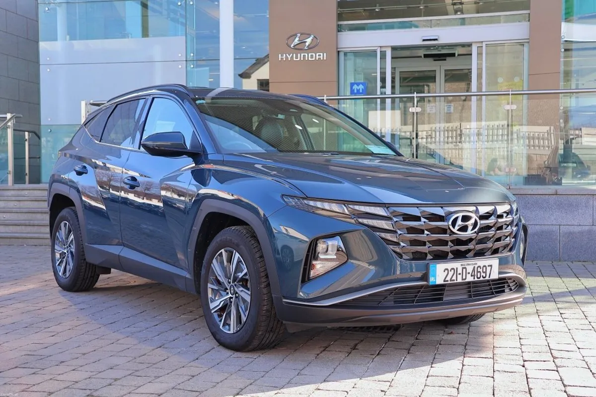Hyundai Tucson 2WD Executive HEV Auto - - Image 1
