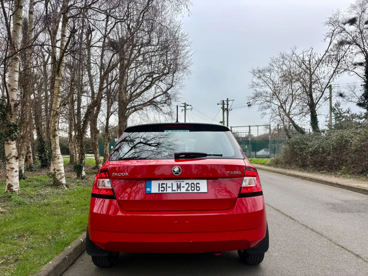 2015 Skoda Fabia  style 1.0 only 75k kms - Image 4