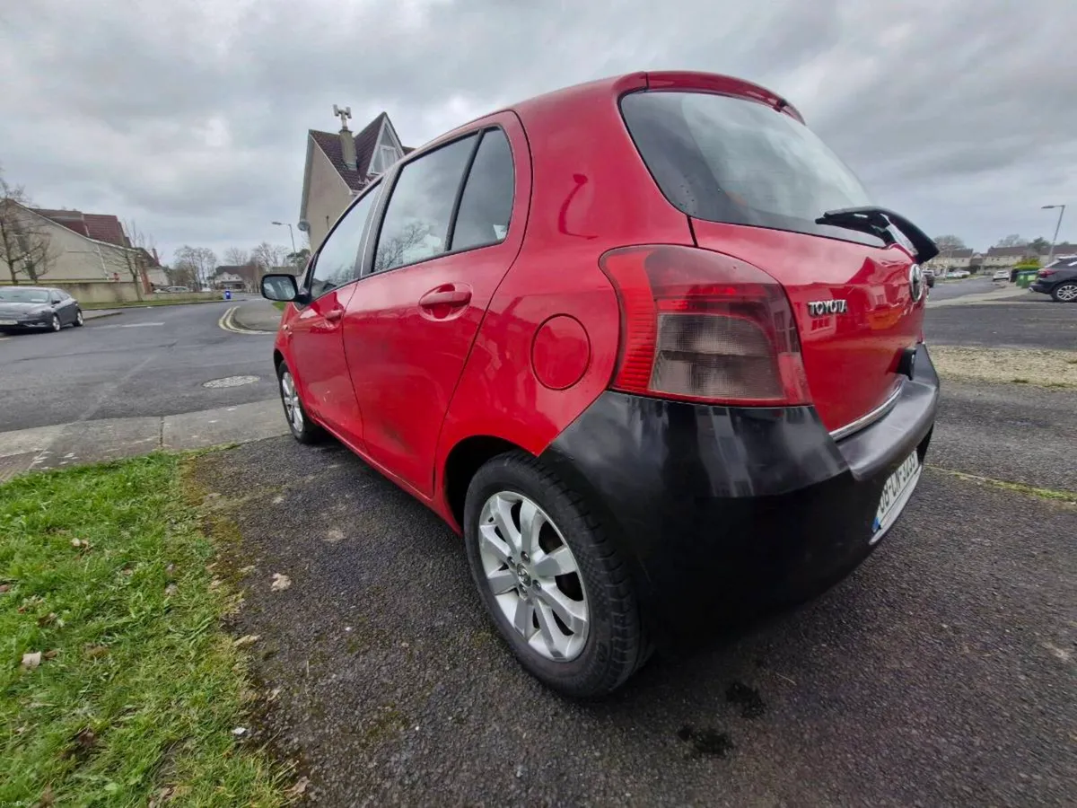 Yaris Toyota - Image 2