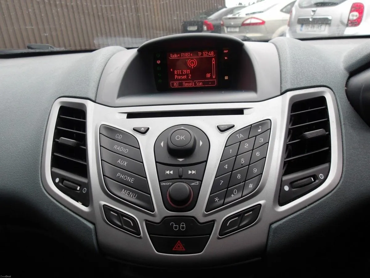 Ford Fiesta STYLE 1.25 82BHP *NCT 2/27* - Image 4