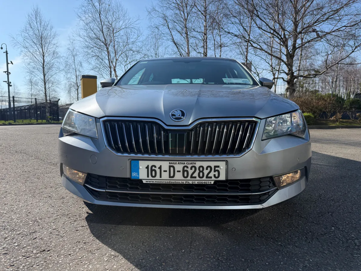 Skoda Superb 2016 - Image 2