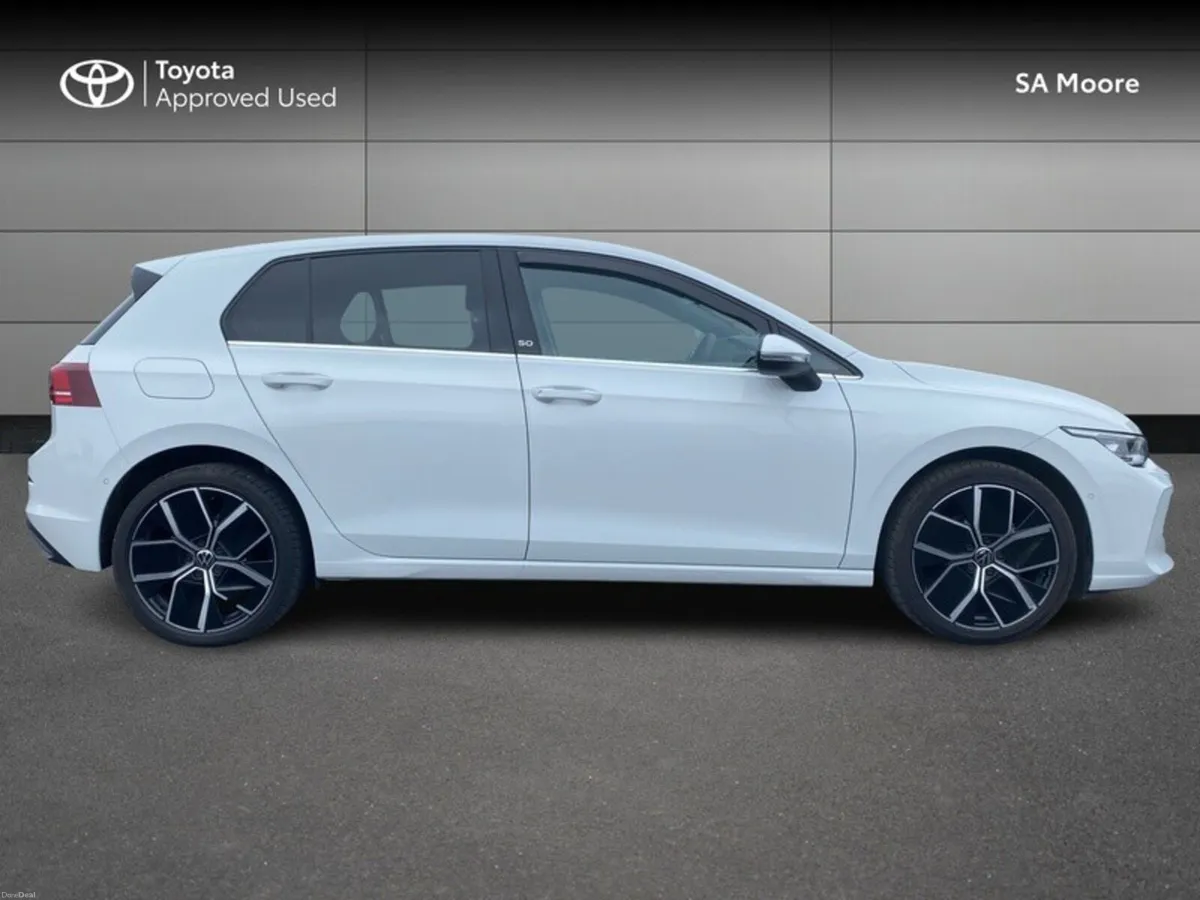 Volkswagen Golf 2.0 TDi EDITION 50 - Image 3