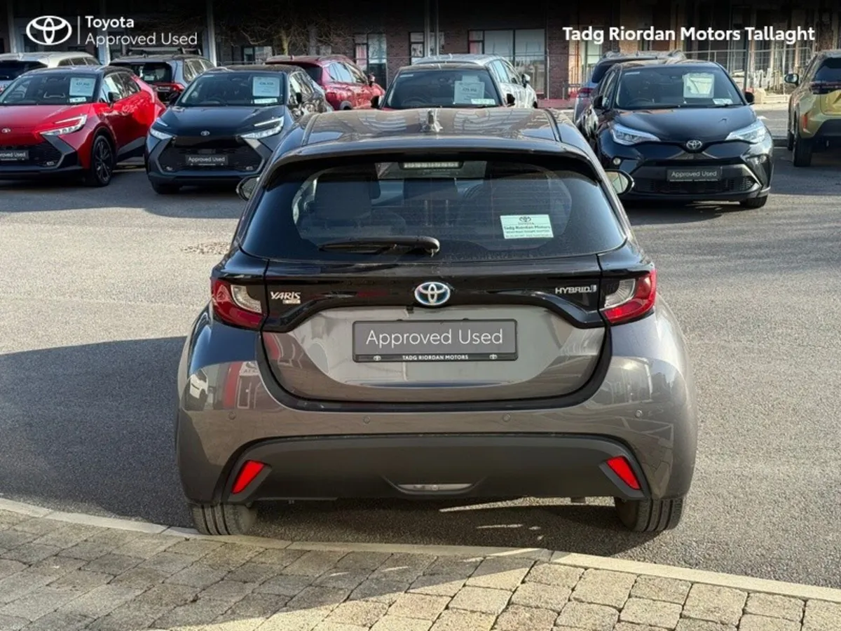 Toyota Yaris HYBRID LUNA 4DR AUTO - Image 4