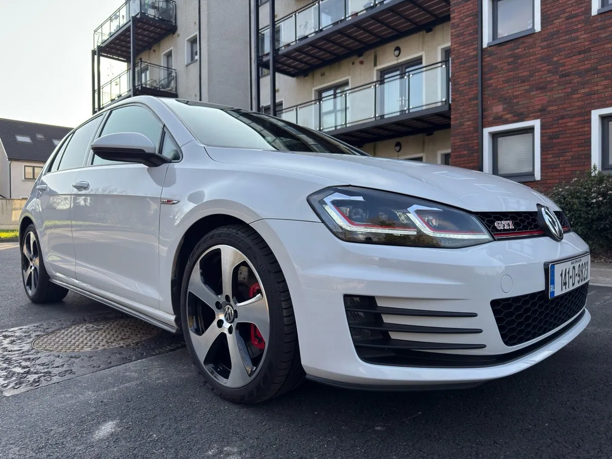 Volkswagen Golf GTI-P 230BHP AUTO - Image 3