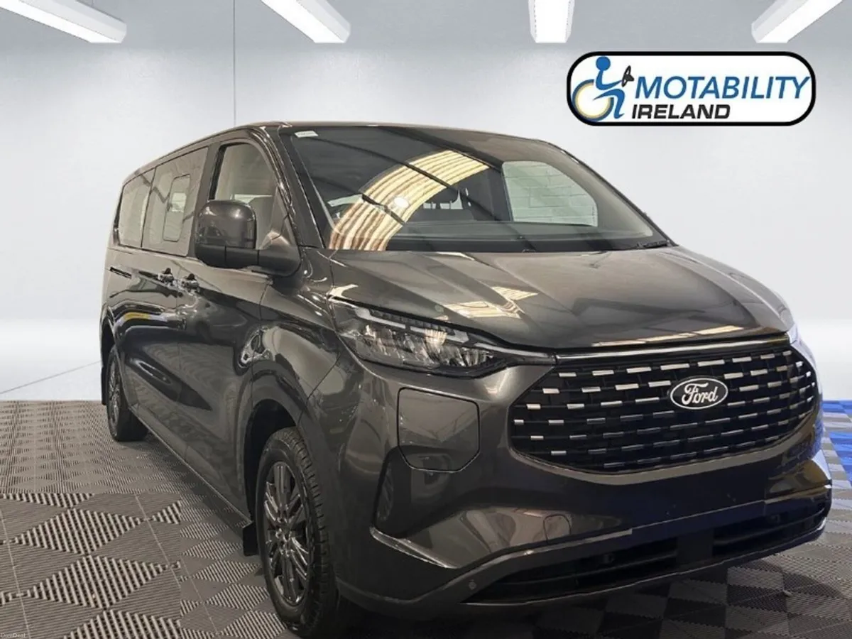 Ford Tourneo Custom Low-Floor Conversion Wheelchai - Image 1