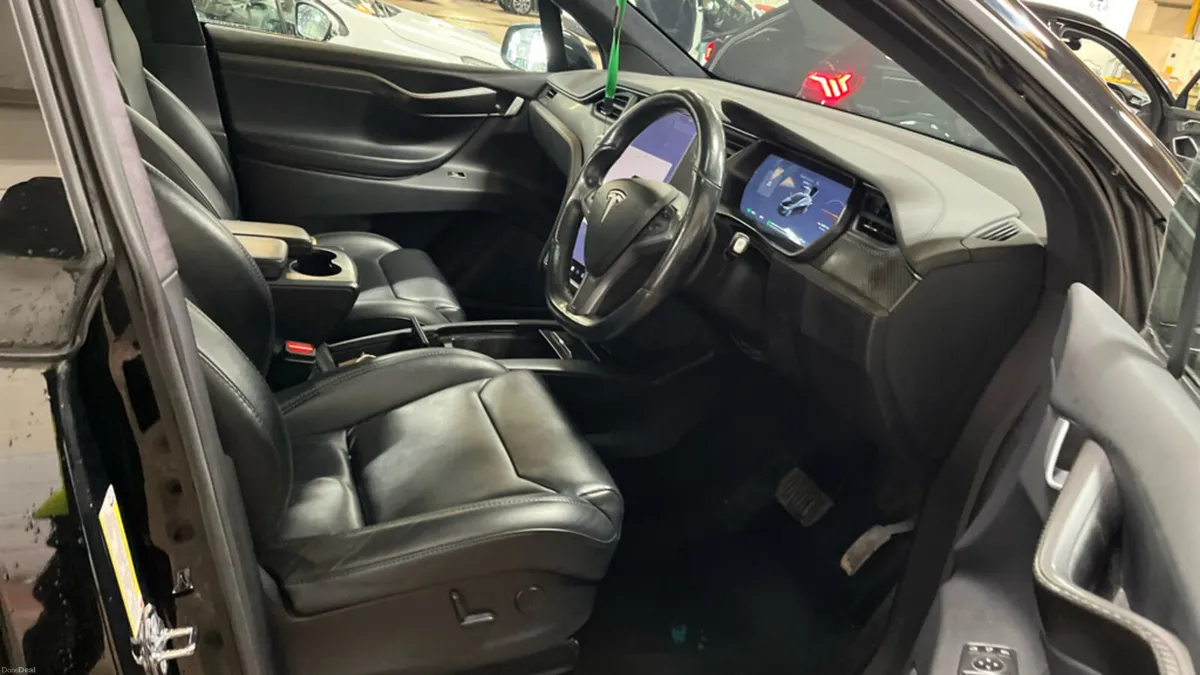 2019 TESLA MODEL X  100D 100KwH // 7  SEATER - Image 2