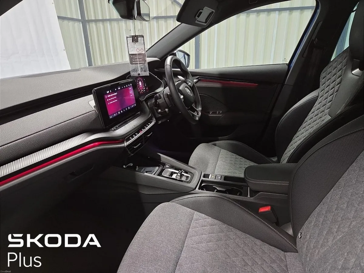 Skoda Octavia 2.0 TDI 150BHP DSG SPORTLINE - Image 4