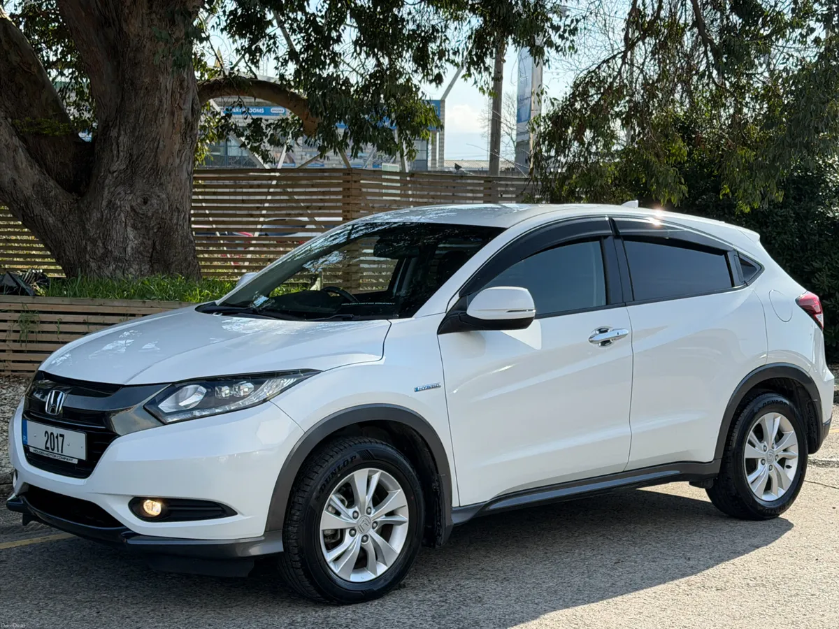 2017 Honda Vezel..KEYLESS.ENTRY..#1 YEAR WARRANTY - Image 3