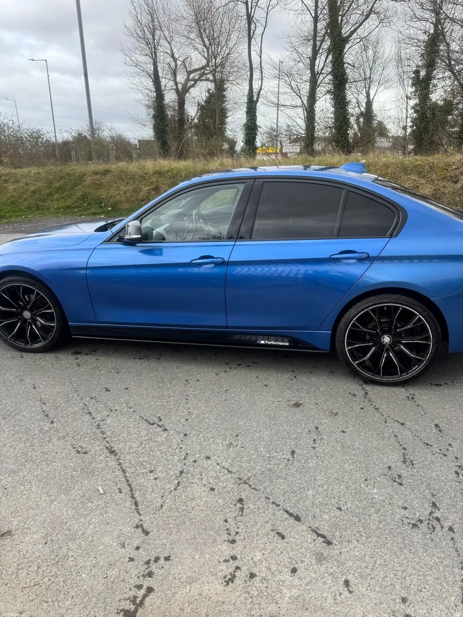 2015 BMW 320D XDrive Msport - Image 3