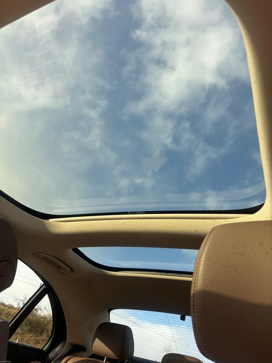 Mercedes-Benz E-Class 2019 - Image 3