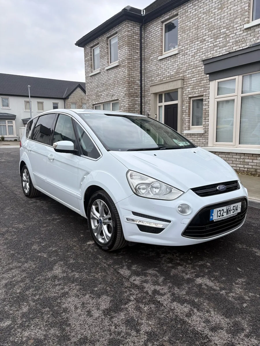2013 ford smax titanium nct 1/27 tax 4/26 - Image 1