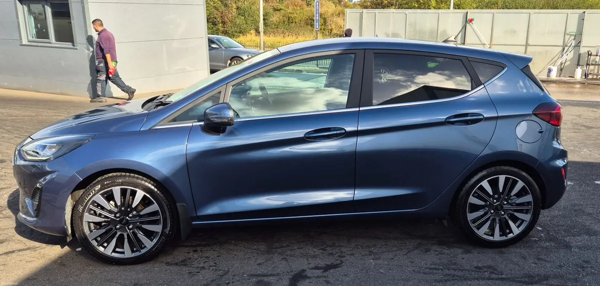 Ford Fiesta Vignale 125PS Mild Hybrid. Warranty - Image 6