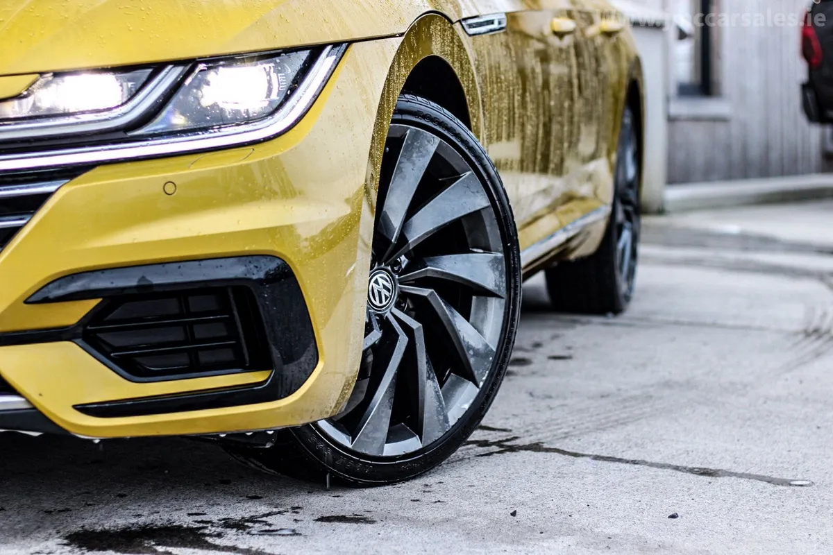 2018 VOLKSWAGEN ARTEON R-LINE - Image 2