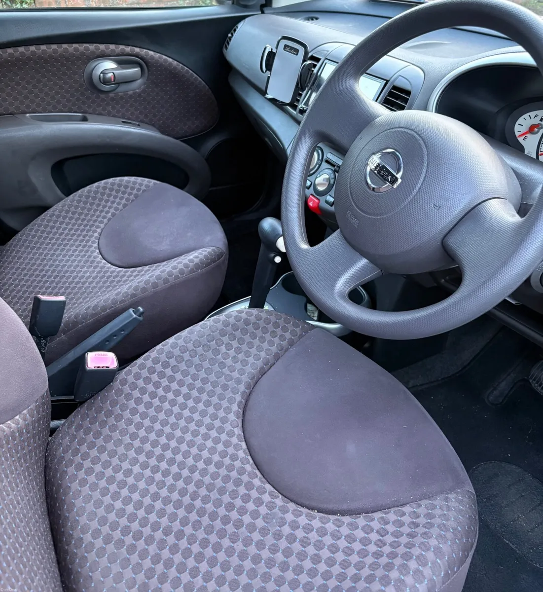Nissan March 2010 - Image 4