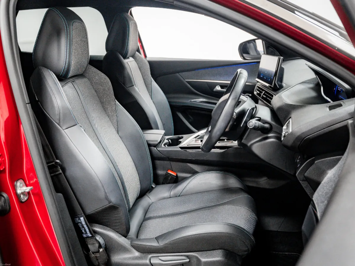 Peugeot 3008 Allure 1.5 Diesel Auto 130HP - Image 3