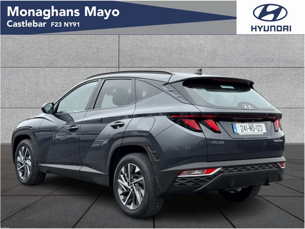 Hyundai Tucson EXECUTIVE 1.6 DIESEL 5DR - Image 3