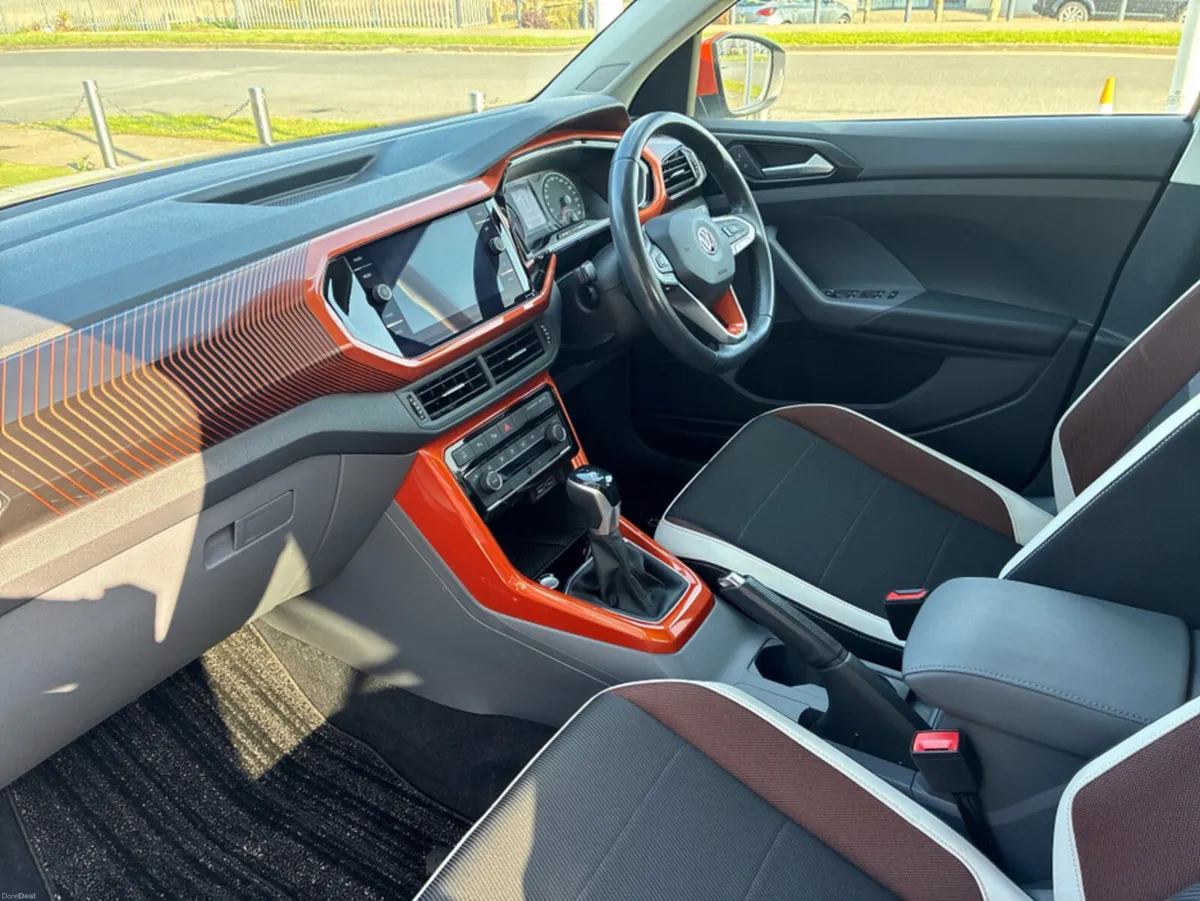 Volkswagen T-Cross 1.0L Petrol Automatic - Image 3