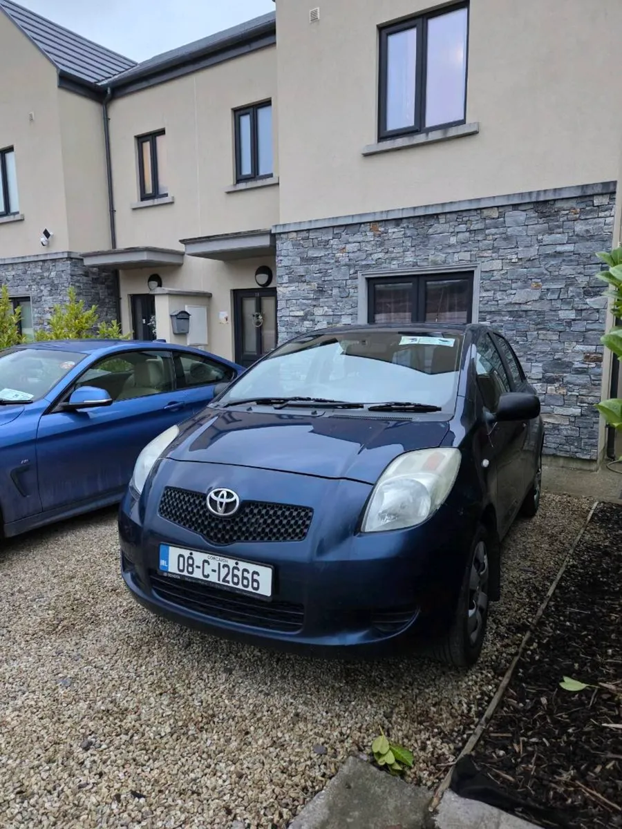 2008 TOYOTA YARIS 1.0 low miles, very clean - Image 2