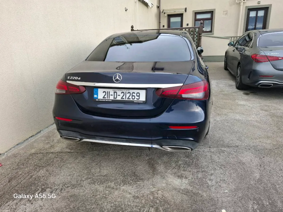 Mercedes  E class E220D - Image 6