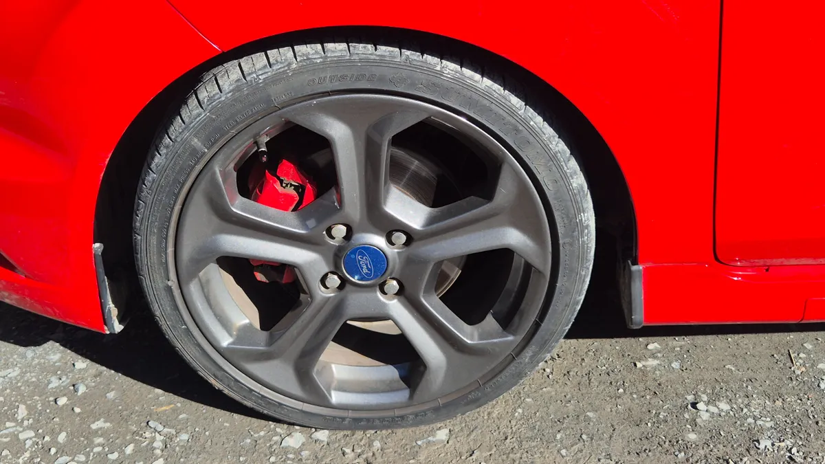 Ford Fiesta ST-2 1.6T 3Dr Manual - Image 4